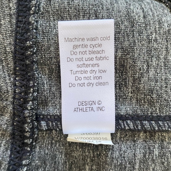 Athleta Heathered Grey Biker Shorts Size Small 68397 - Picture 5 of 5